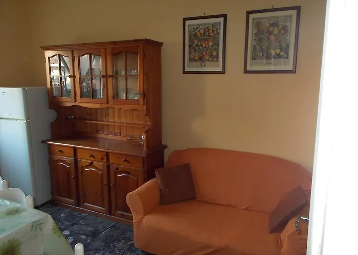 Апартаменти Condominio Marina